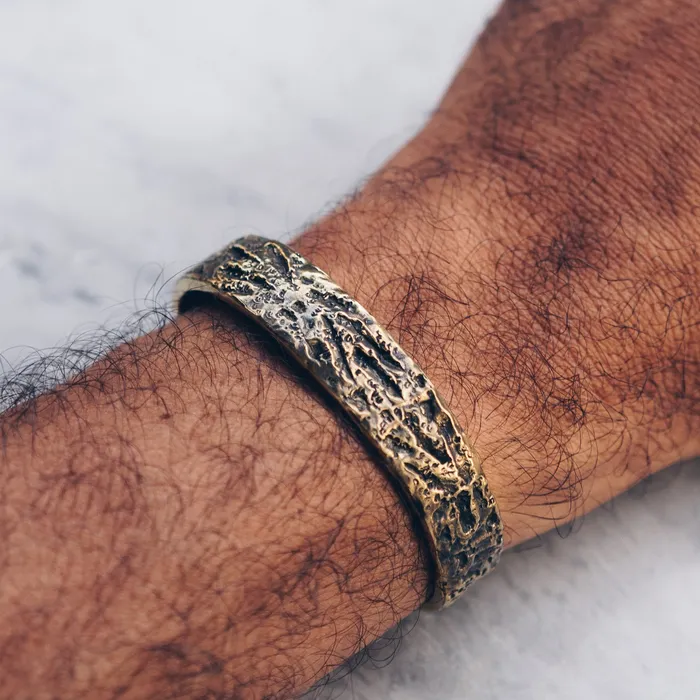 Bracelets JewelryLab BIG ABSTRACT BRACELET BRASS