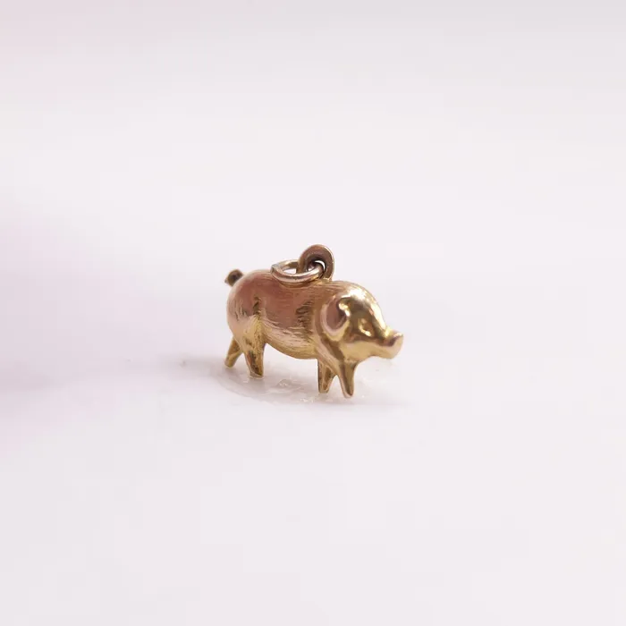 Charm Necklaces aliceeden Vintage 9ct Gold Farmyard Piglet Charm