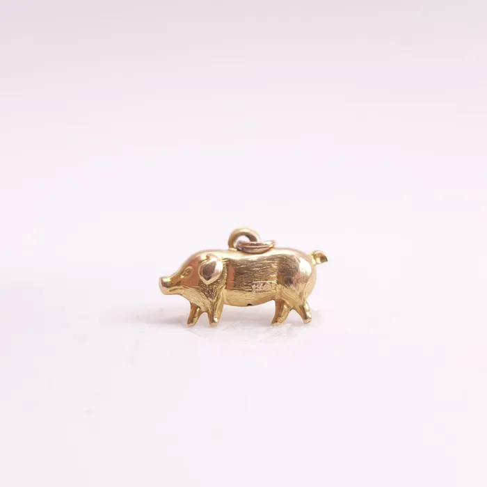 Charm Necklaces aliceeden Vintage 9ct Gold Farmyard Piglet Charm