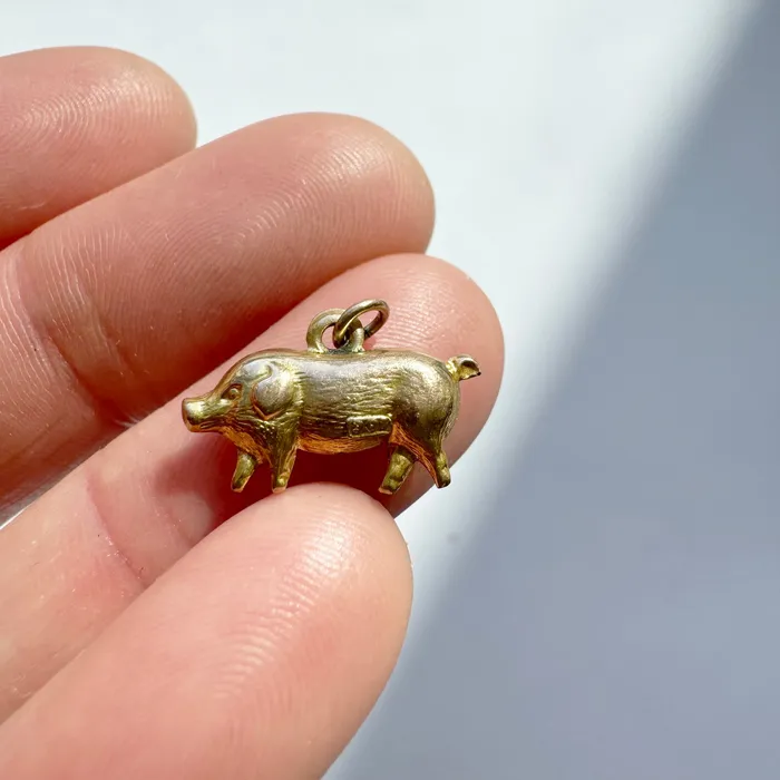 Charm Necklaces aliceeden Vintage 9ct Gold Farmyard Piglet Charm