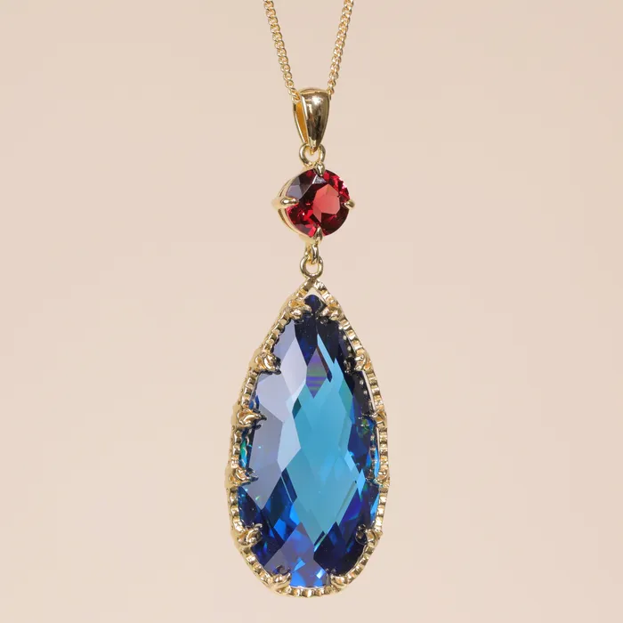 Vivamacity Necklaces Howls Necklace